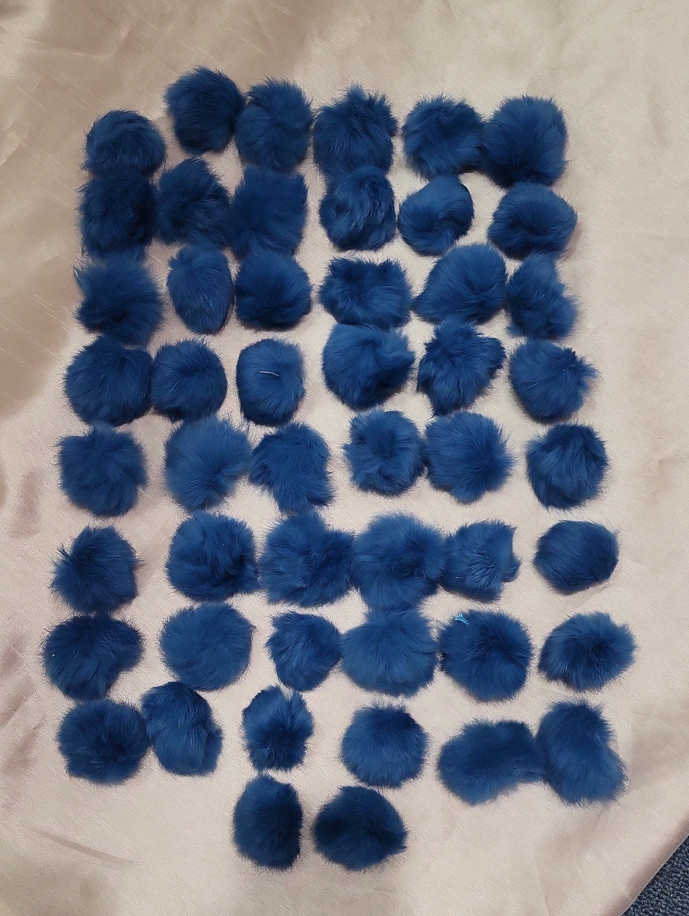 Genuine Rabbit Fur Pom Pom Lot Of 50
